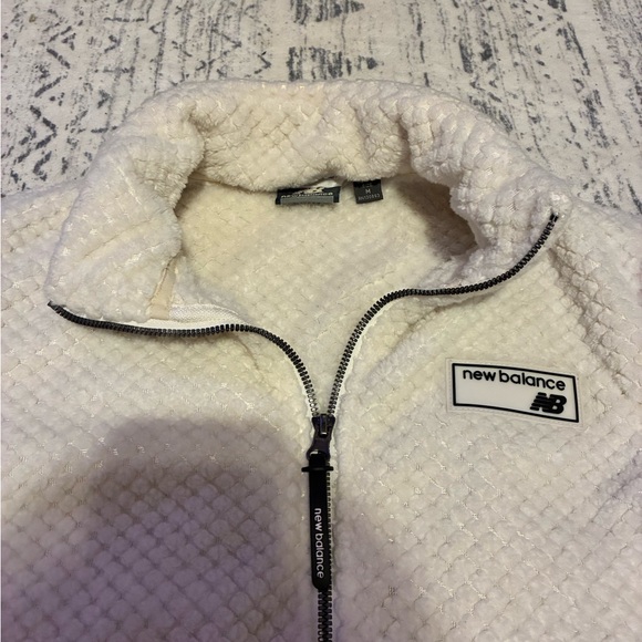 New Balance Women's Cream Teddy Jacket - Picture 2 of 5